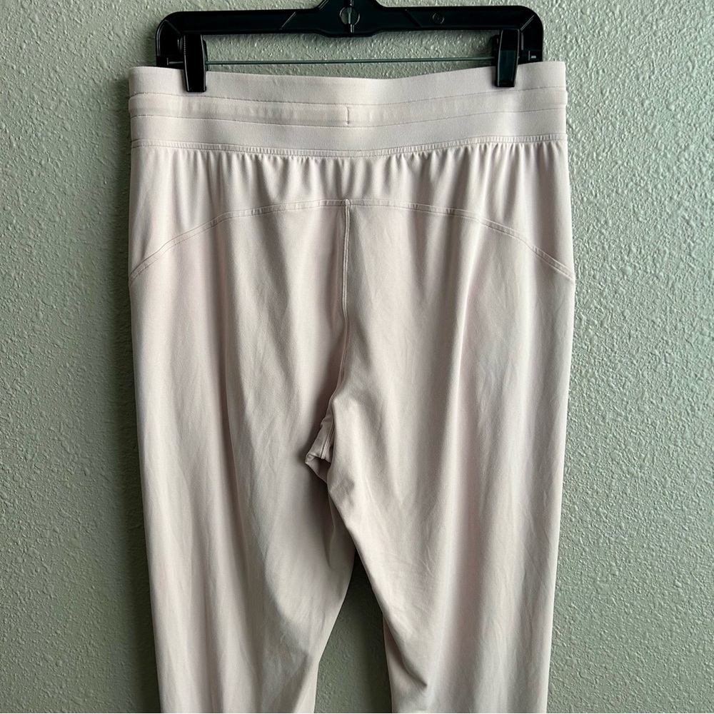 Lululemon Ready to Rulu Pink Classic Fit High Rise Jogger *7/8 Length - Picture 7 of 13